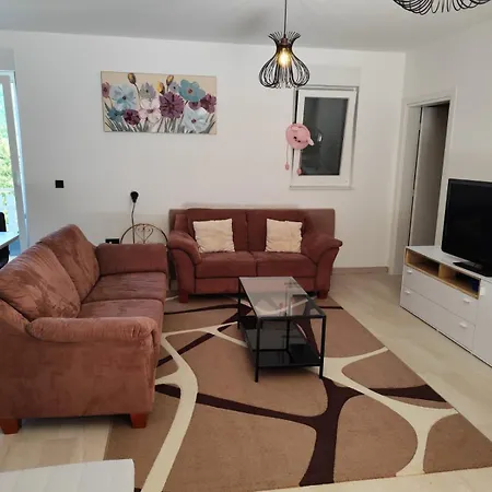 Bazak Apartamento *